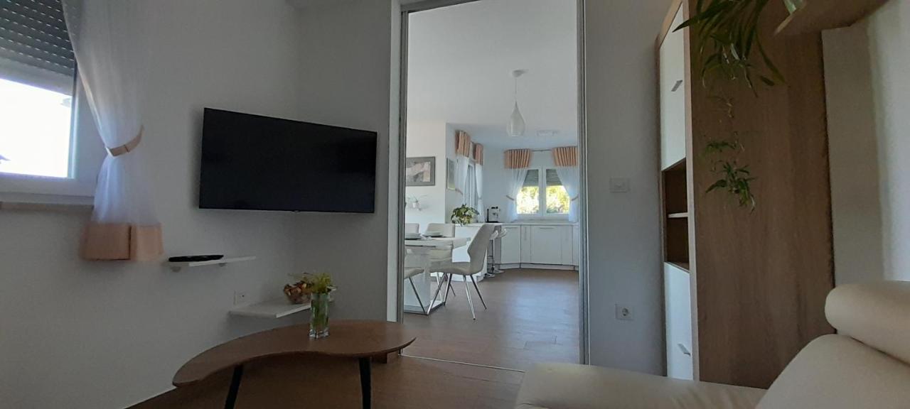 Apartment Sunrise Polje  Extérieur photo
